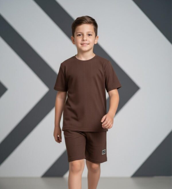 طقم أولادي بٌني