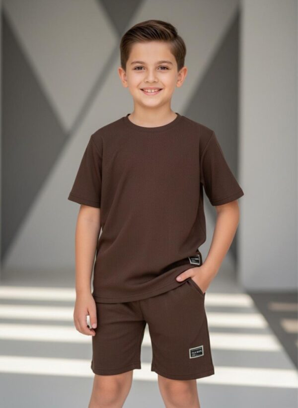 طقم أولادي بٌني