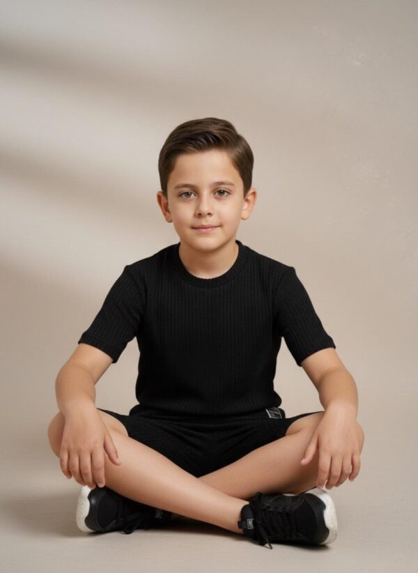 طقم أولادي اسود